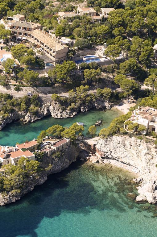 Hotel Petit Cala Fornells Peguera Exterior photo
