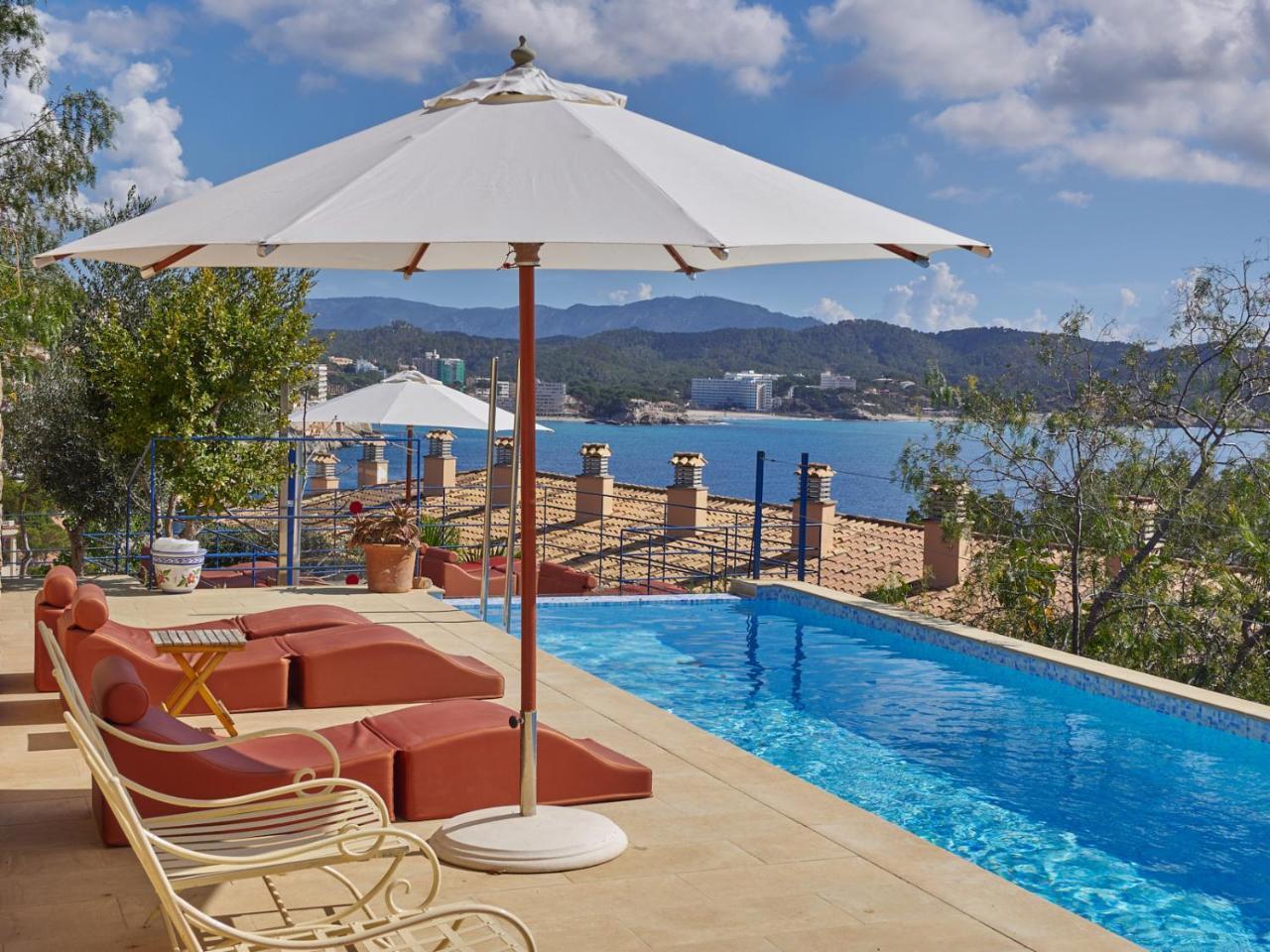 Hotel Petit Cala Fornells Peguera Exterior photo