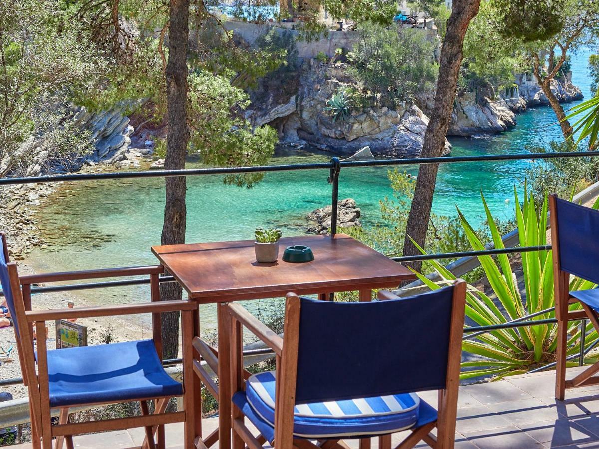 Hotel Petit Cala Fornells Peguera Exterior photo